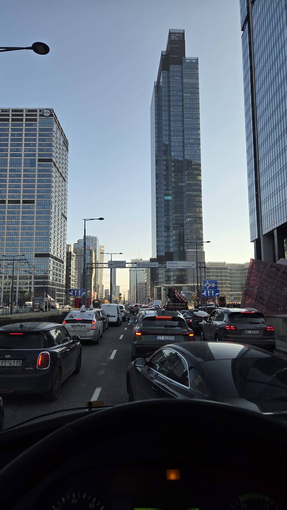 przewóz osób Warszawa Hub-Trans