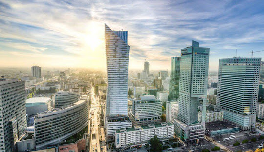 wynajem busa Warszawa Hub-Trans